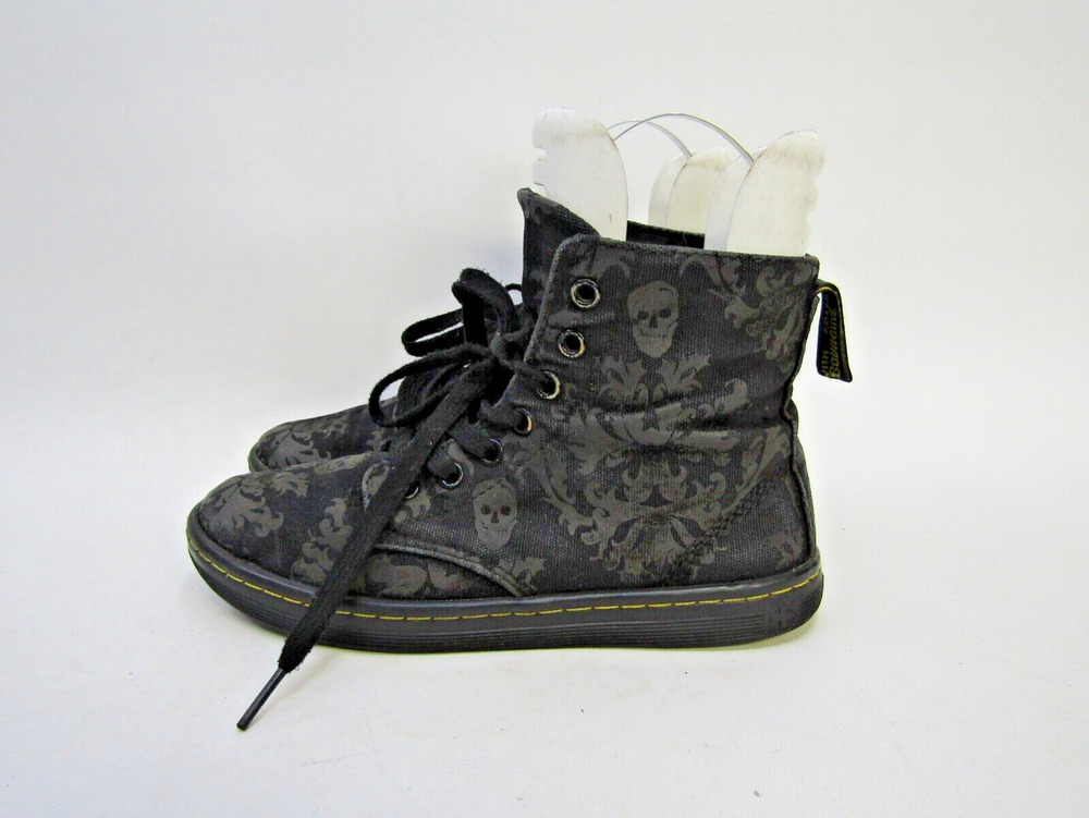 Dr. Martens Womens Size 6 M Black Canvas Skull Laces Ankle Fashion Boots Bootie